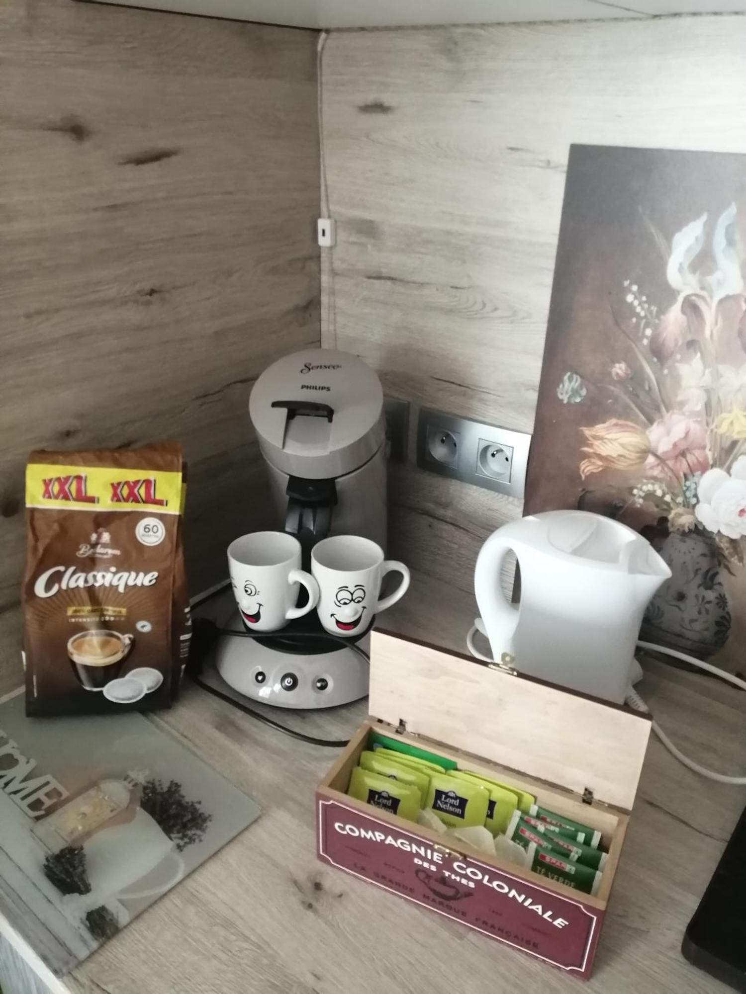 Magnifique Studio Non Fumeur Pres De La Gare Béziers Habitación foto